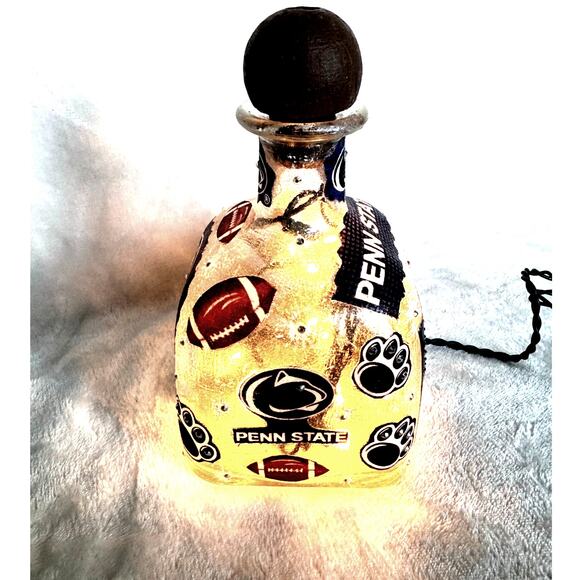 PENN STATE Designer Liquor Style Glass Bottle w/ Lights *Unique Gift Idea - Picture 5 of 9